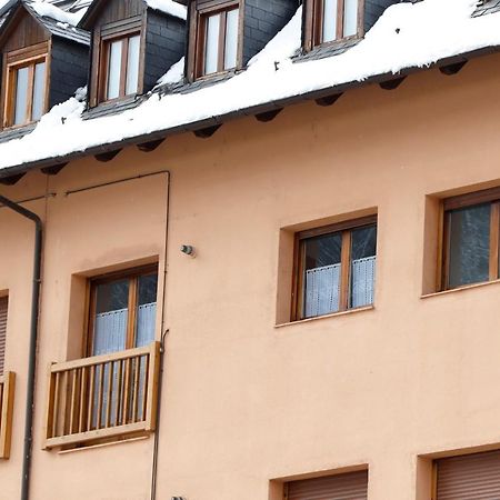 Apartamento Besiberri Vielha Bagian luar foto